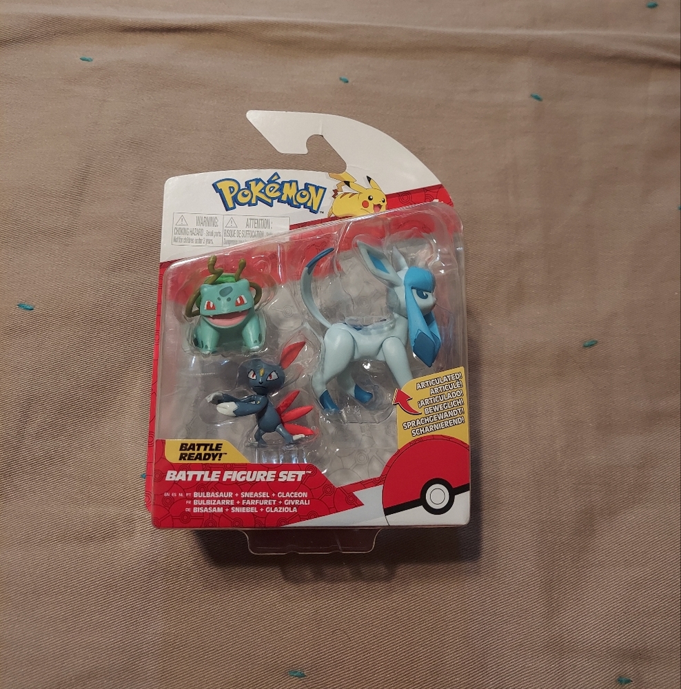 Pokemon Battle Figure.